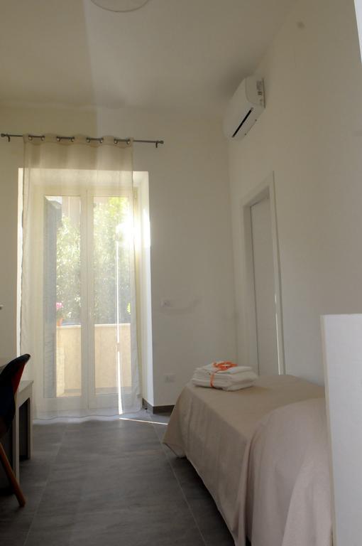 Della Torre Rooms Lecce Exteriör bild
