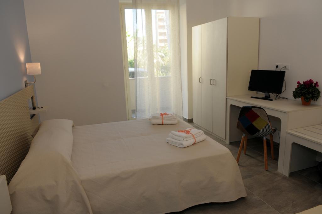 Della Torre Rooms Lecce Exteriör bild
